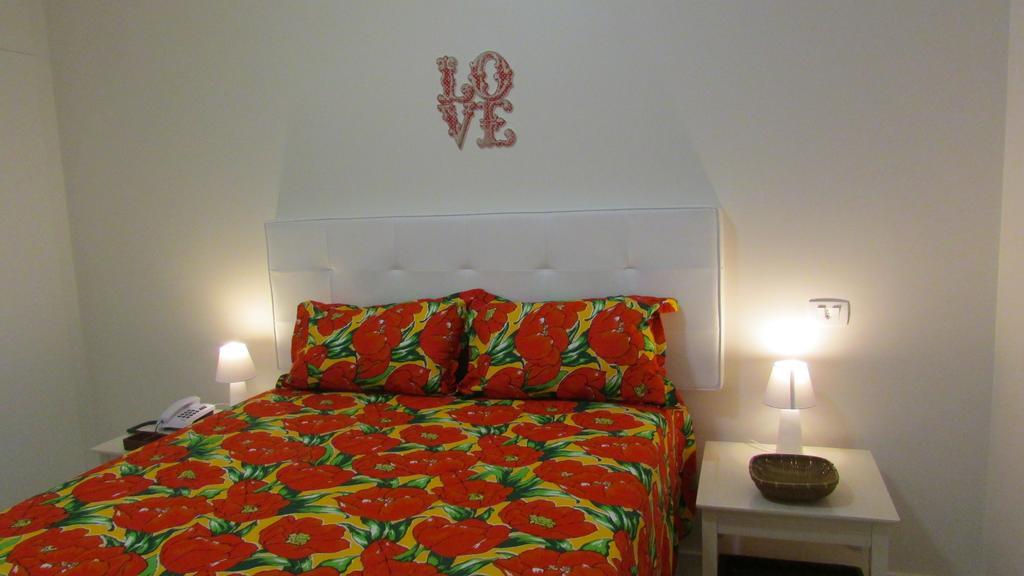 Apartahotel Lindo Apto No Barrabela, Todo Equipado, Com Arcondicionados Split Novos No E Na Sala, Limpissimo, Cheiroso, Novinho, Em Frente A Praia, Com Piscina Aquecida, Sauna, Quadra, Academia, Lavanderia, Salao De Beleza, Restaurantes, Mercad